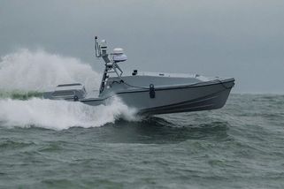 securitymagazin.cz/defence/trump-hormuzs-iran-epic-fury-1404074490.html?utm_source=www.seznam.cz&utm_medium=seznam_distribuce&utm_campaign=lide